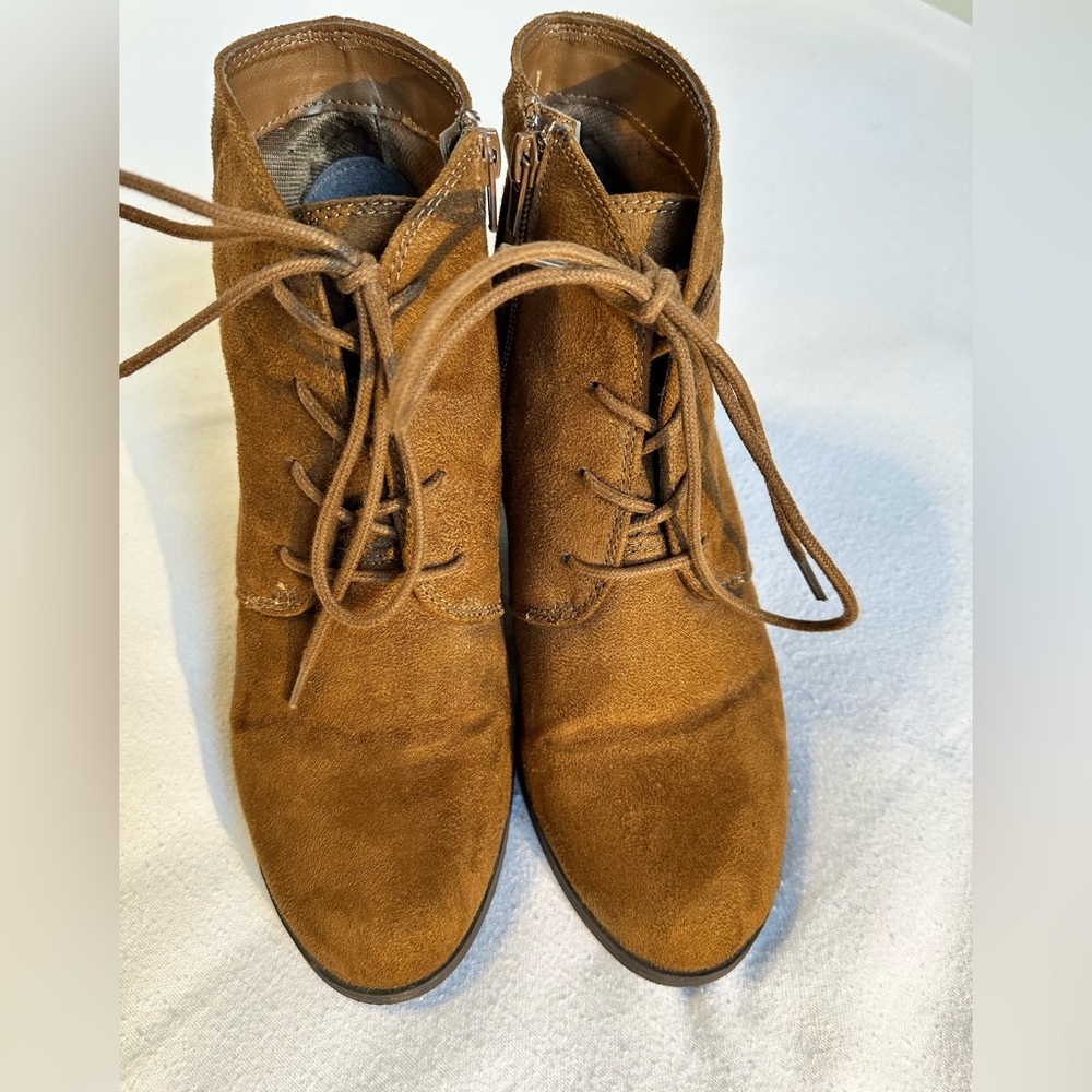 American Rag booties - Picture 2 of 9
